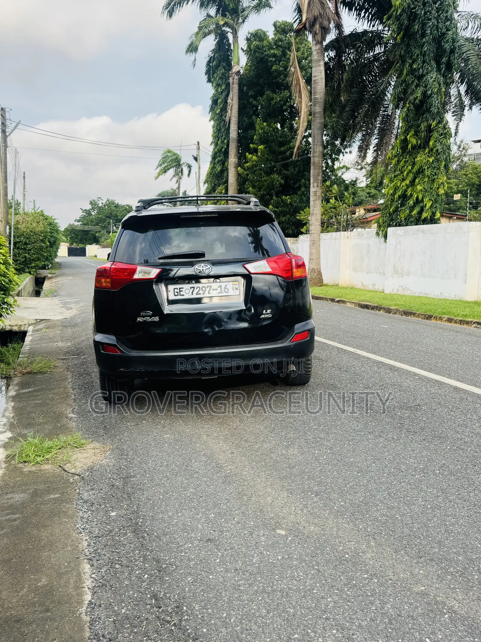 Toyota RAV4 LE 4dr SUV (2.5L 4cyl 6A) 2015 Gray