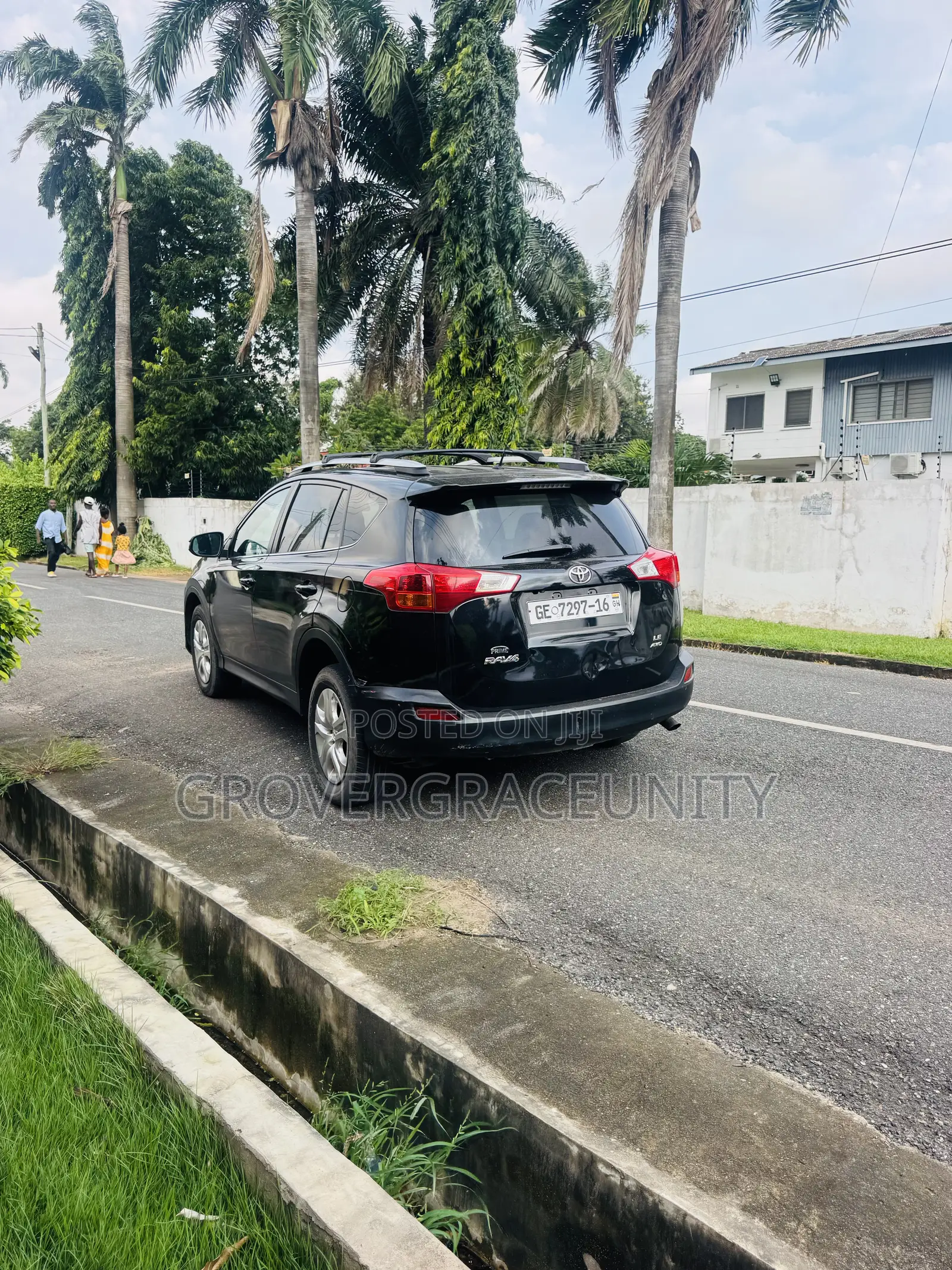 Toyota RAV4 LE 4dr SUV (2.5L 4cyl 6A) 2015 Gray