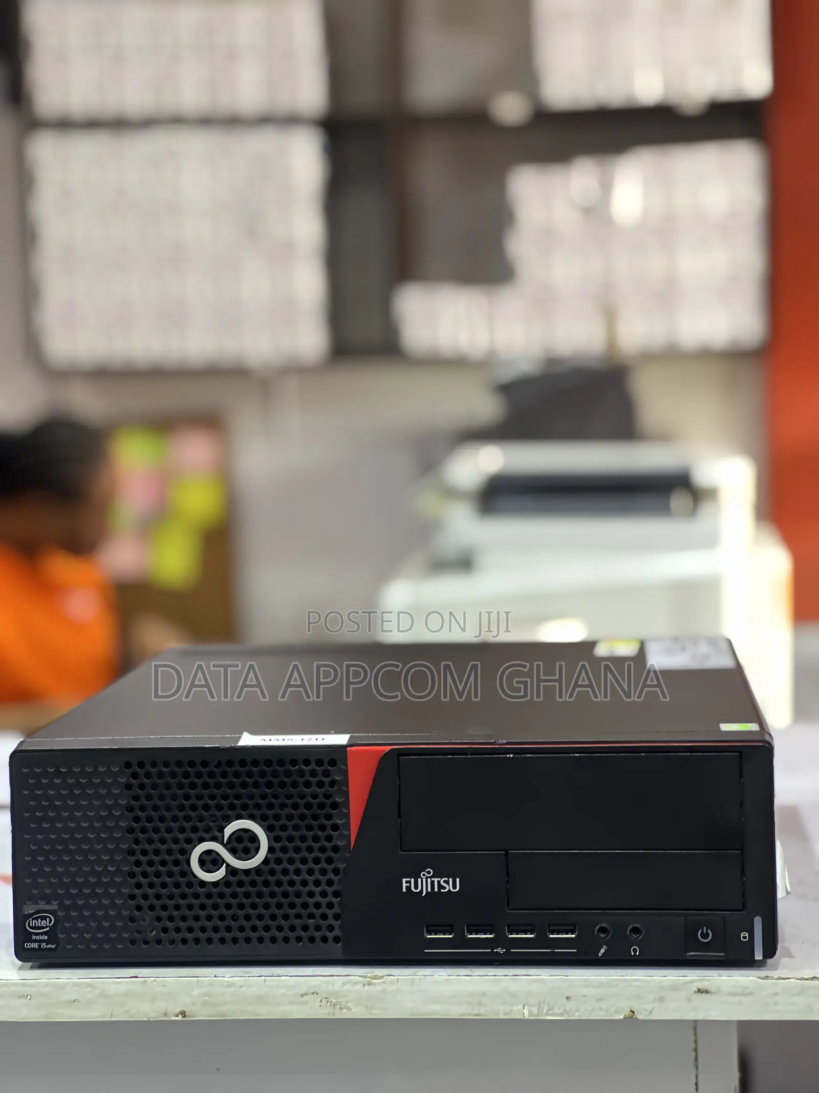 Desktop Computer Fujitsu 8GB Intel Core i5 HDD 500GB
