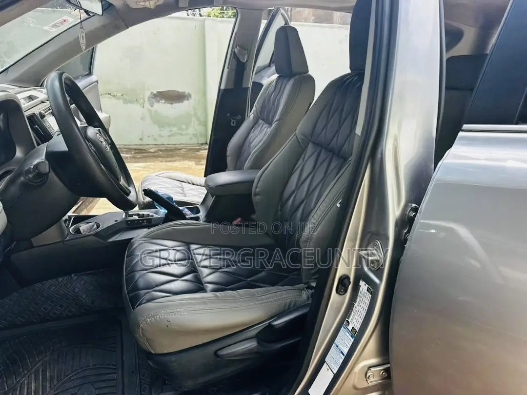 Toyota RAV4 2016 Silver