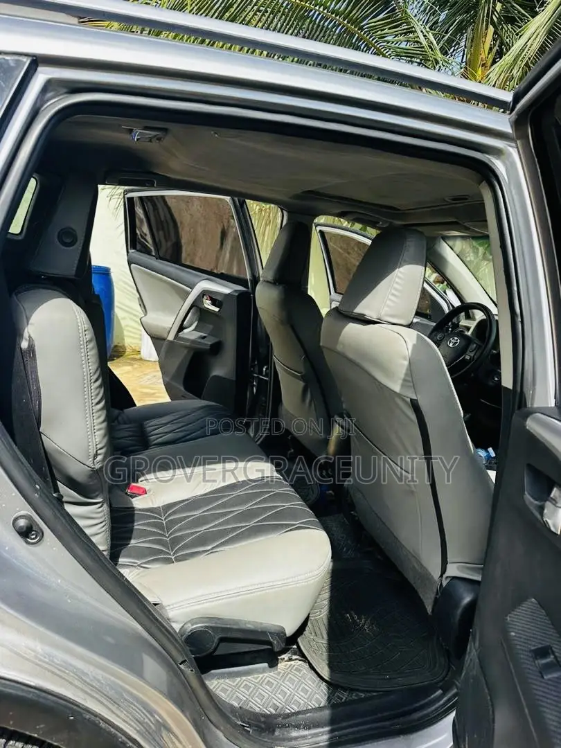 Toyota RAV4 2016 Silver
