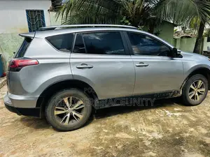 Toyota RAV4 2016 Silver
