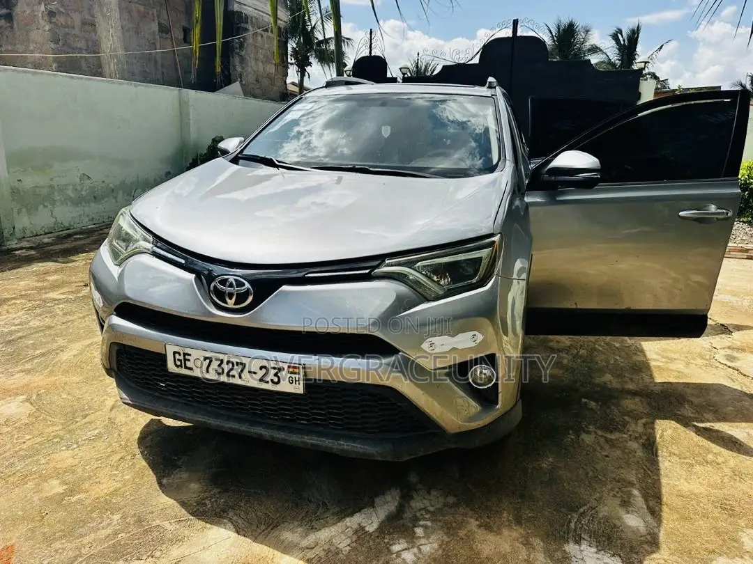 Toyota RAV4 2016 Silver