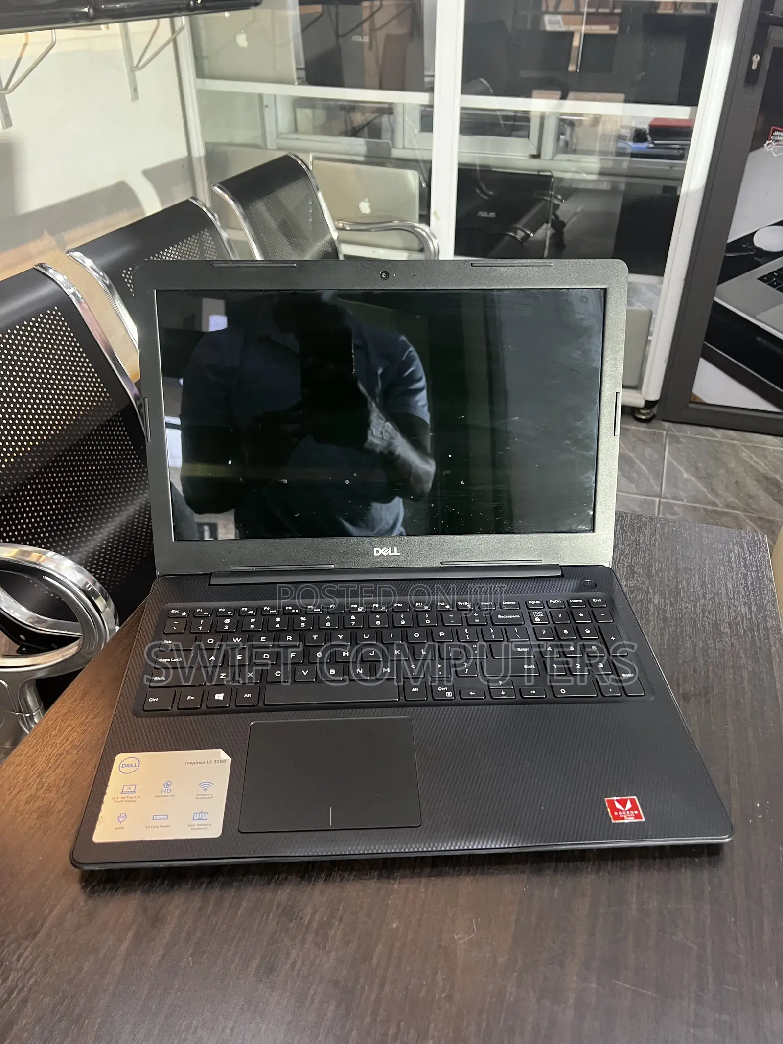Laptop Dell Inspiron 15 3000 8GB Intel Core i7 SSD 256GB