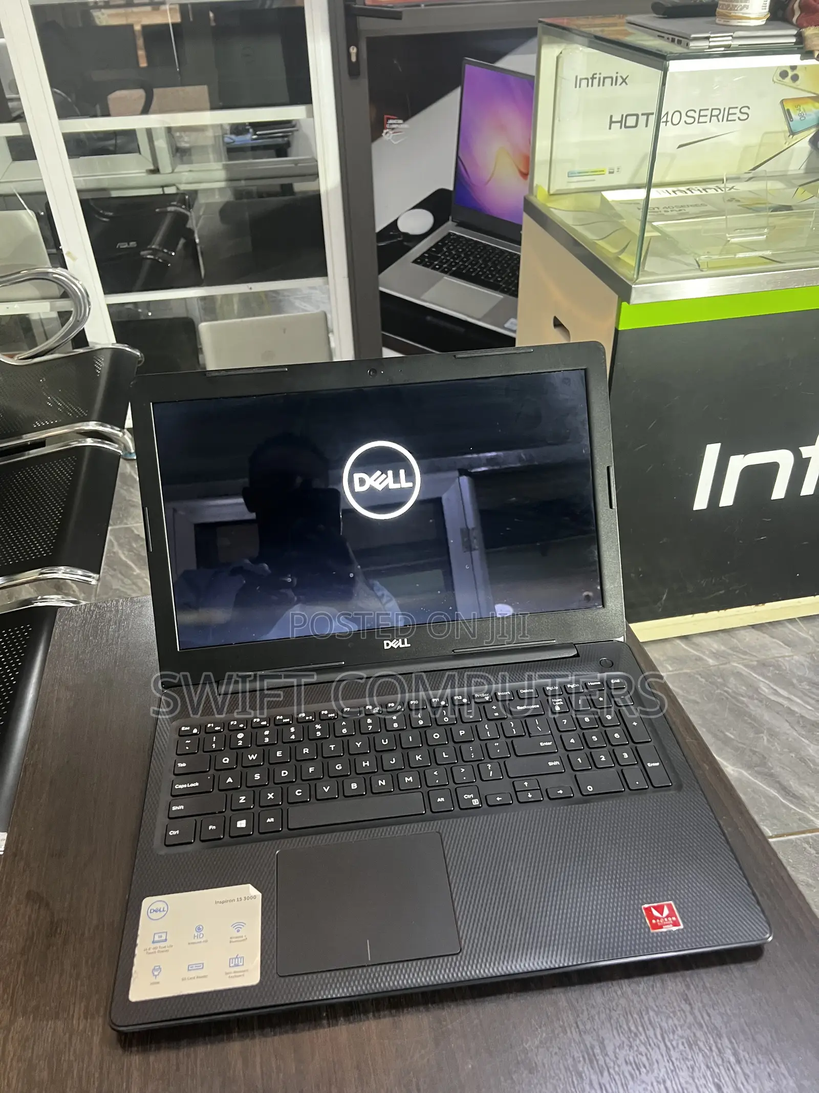 Laptop Dell Inspiron 15 3000 8GB Intel Core i7 SSD 256GB