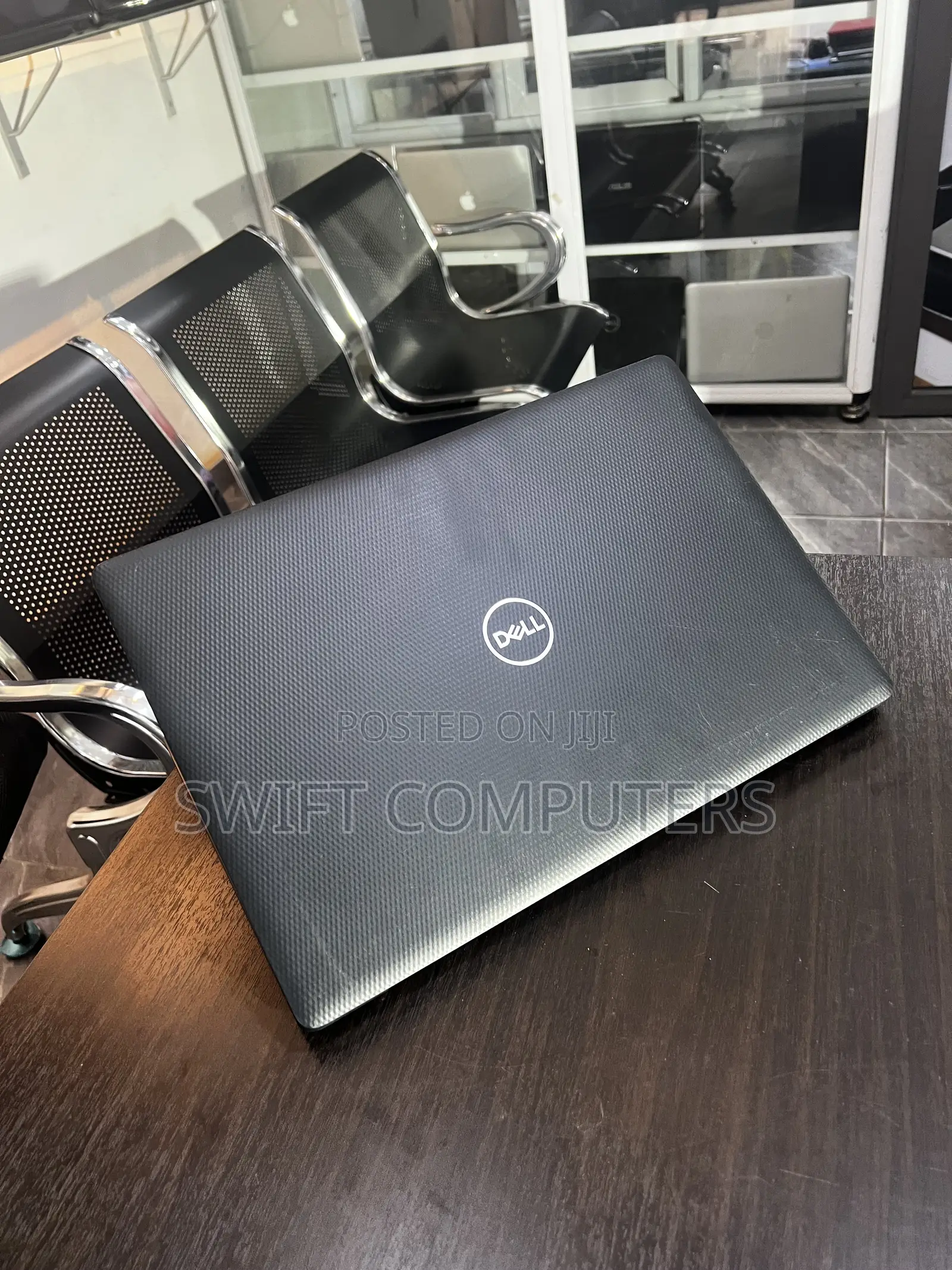 Laptop Dell Inspiron 15 3000 8GB Intel Core i7 SSD 256GB
