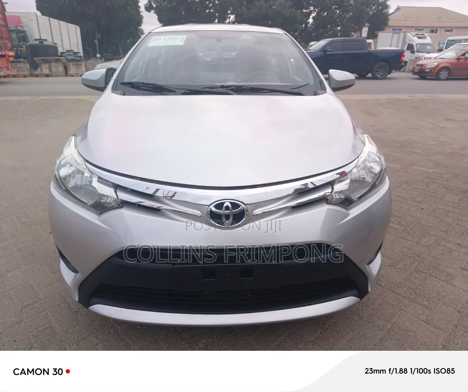 Toyota Yaris 2017 Silver