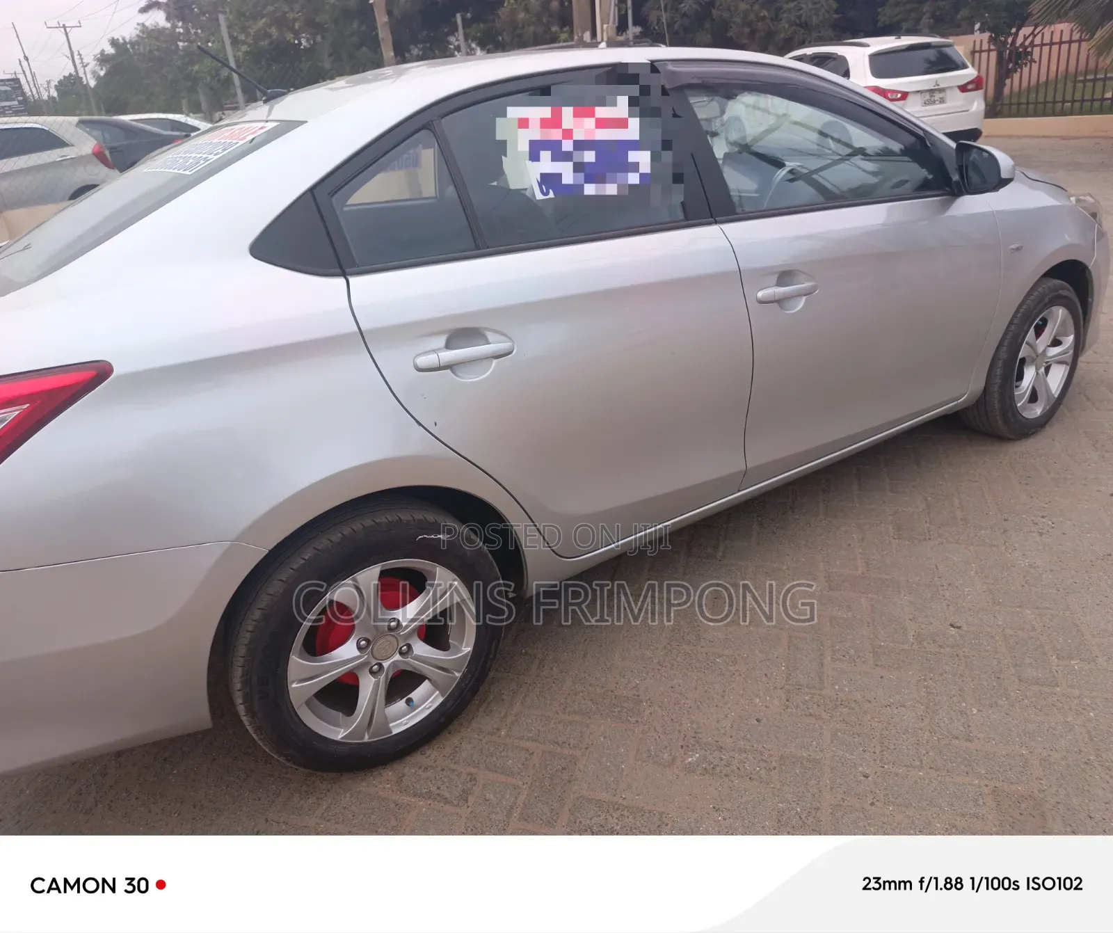 Toyota Yaris 2017 Silver