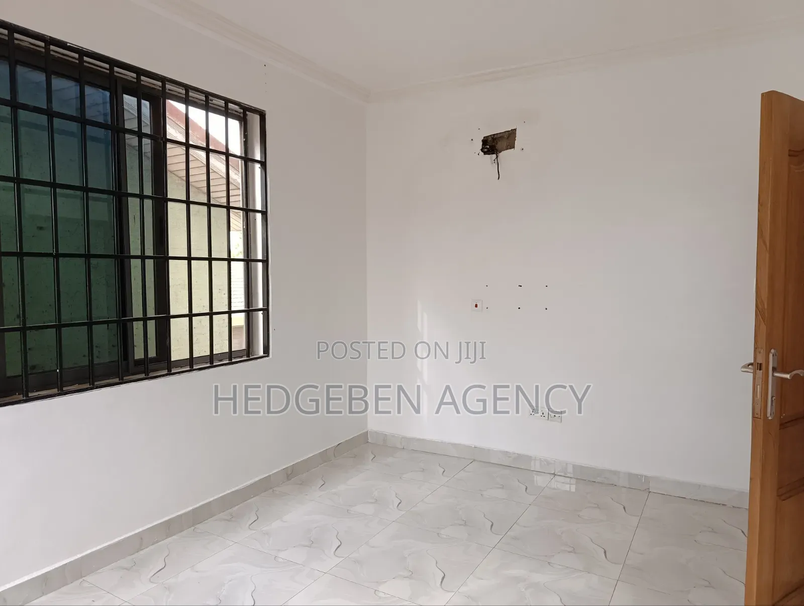3bdrm Apartment in Adenta, Barrier for rent