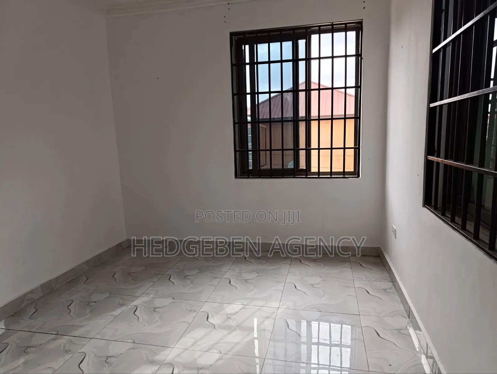 3bdrm Apartment in Adenta, Barrier for rent