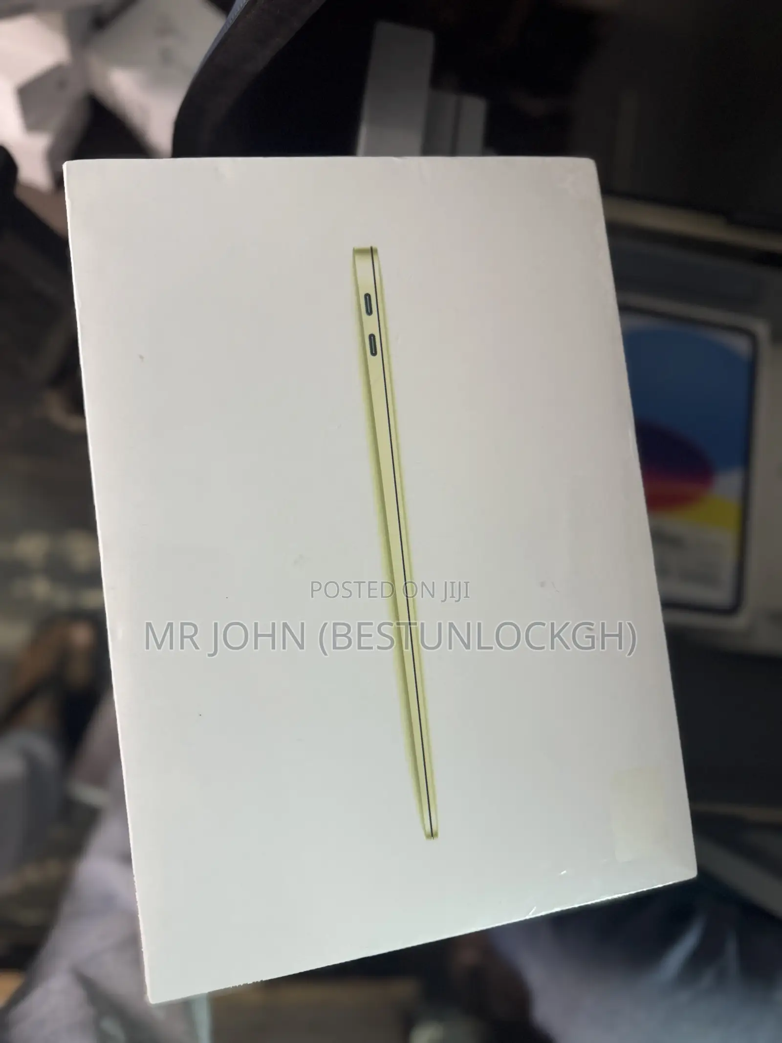 New Laptop Apple MacBook Air 2020 M1 8GB Apple M1 SSD 256GB
