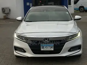 Honda Accord 2019 White