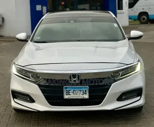 Honda Accord Sport (1.5L 4cyl Turbo CVT) 2019 White