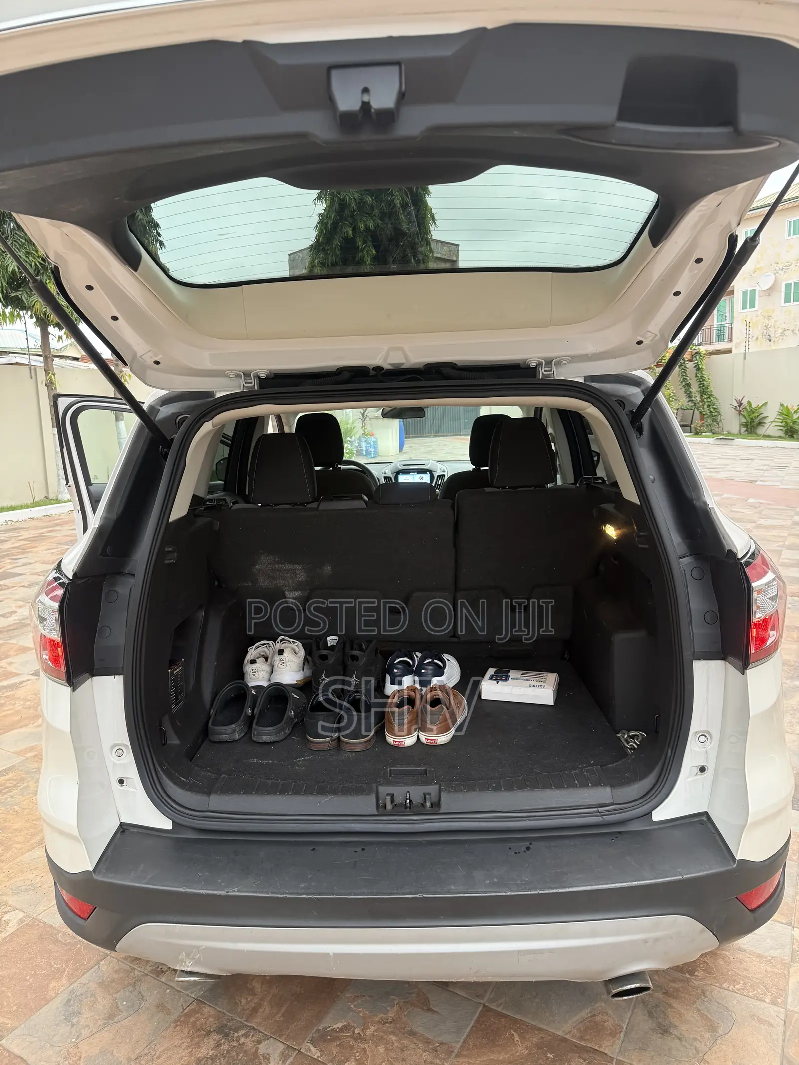 Ford Escape SE 4x4 2018 Pearl