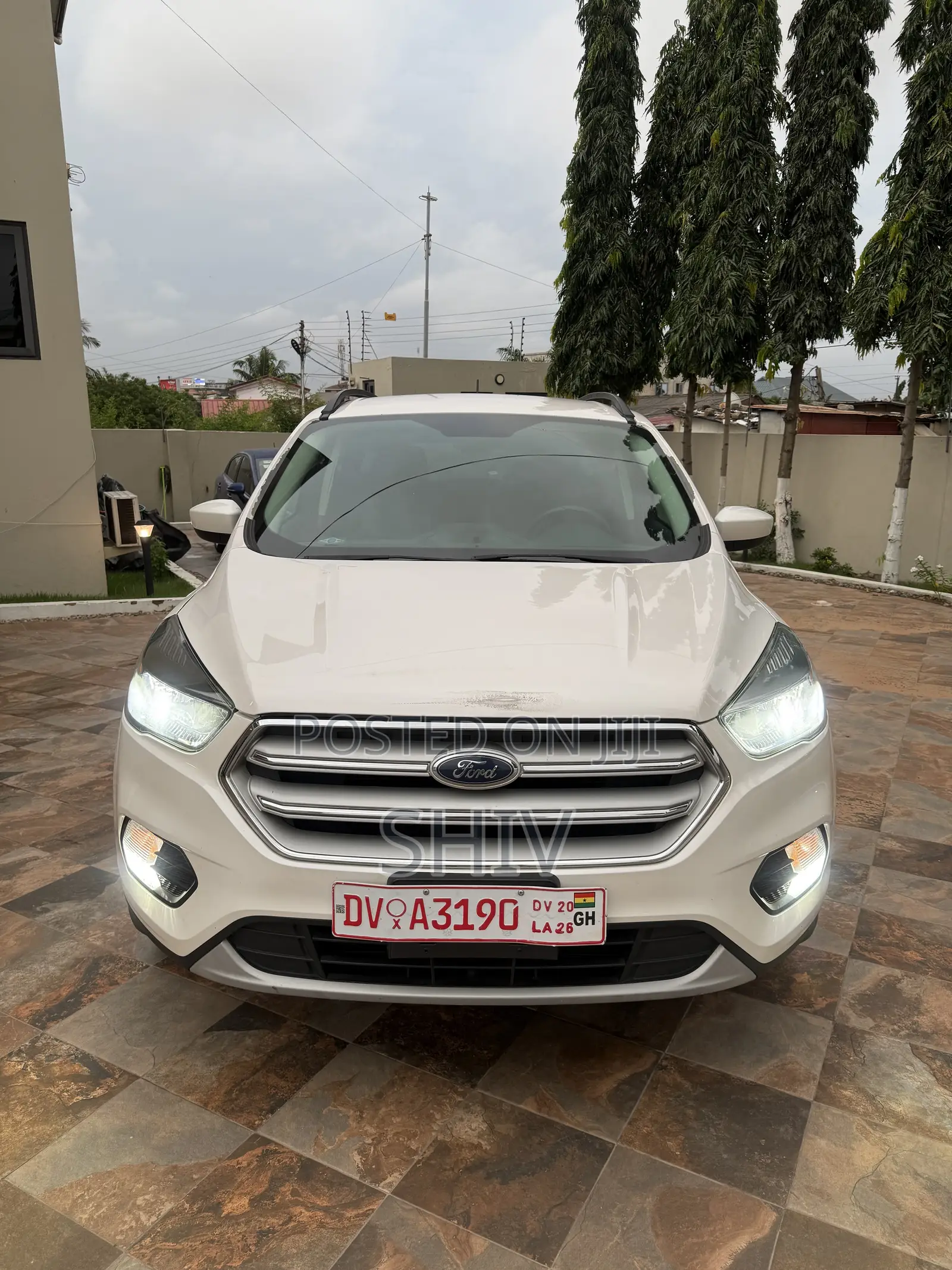Ford Escape SE 4x4 2018 Pearl