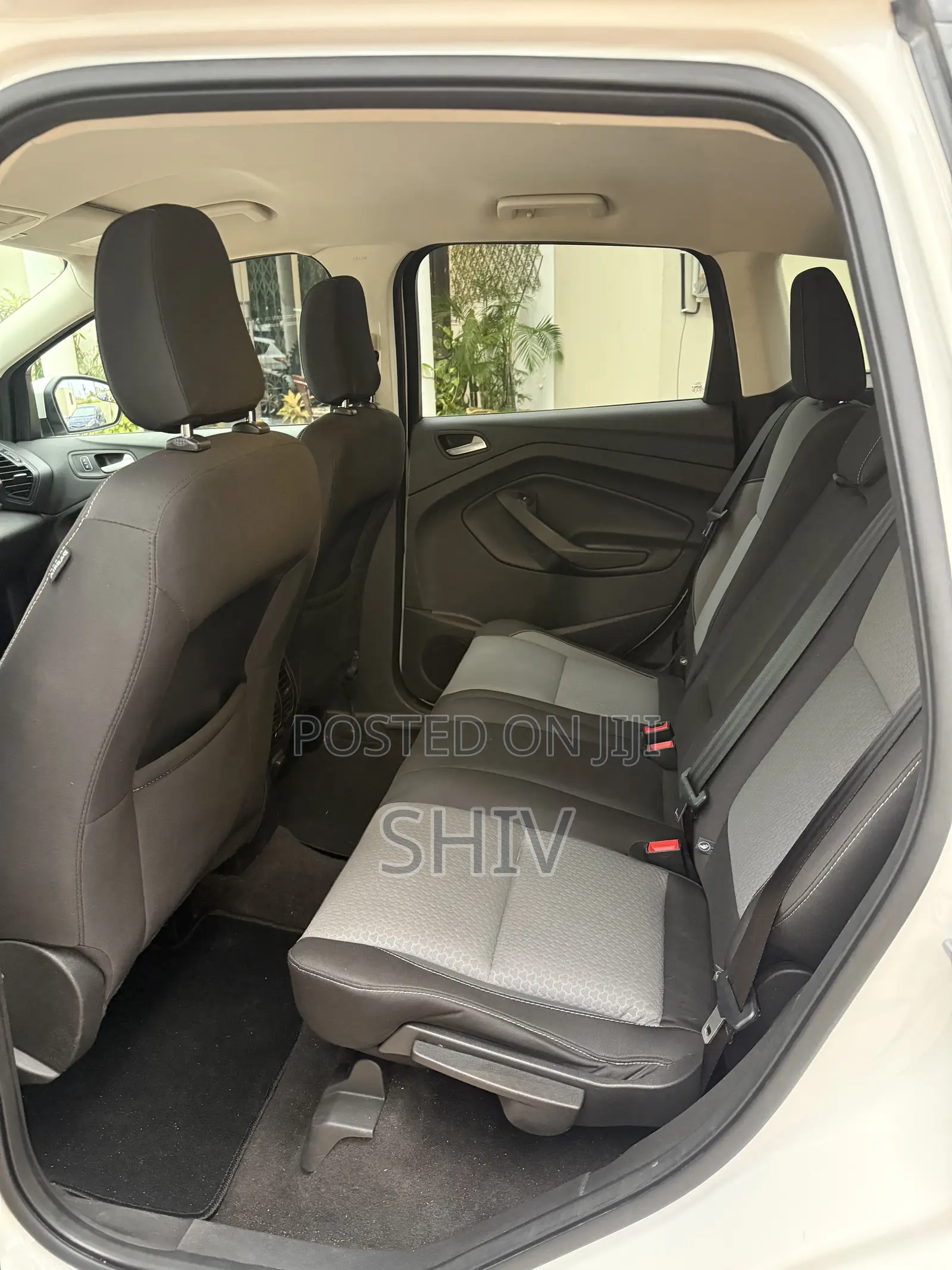 Ford Escape SE 4x4 2018 Pearl