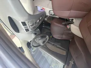 Toyota Belta 2010 Blue