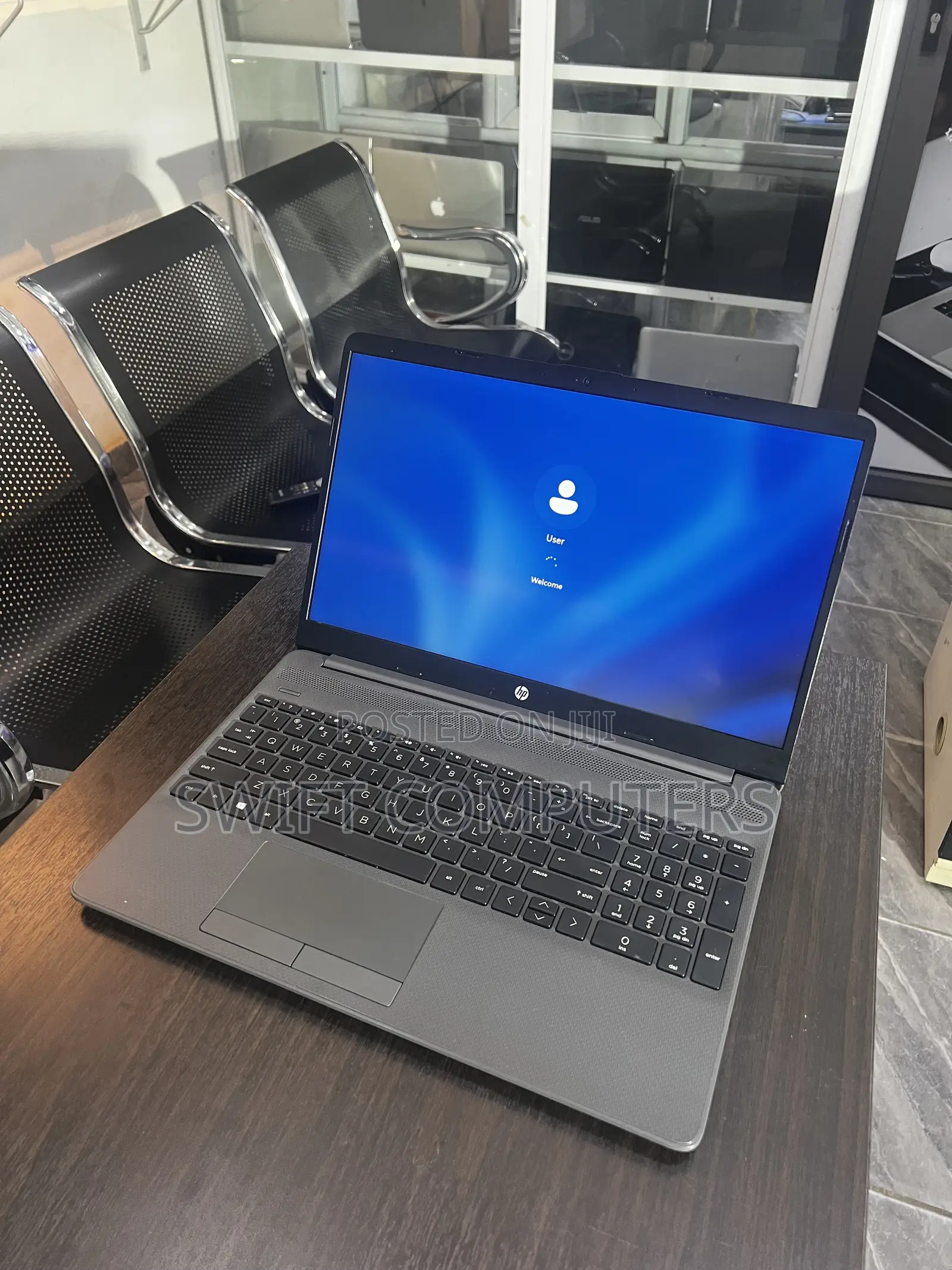 Laptop HP 255 G8 8GB AMD Ryzen 5 SSD 256GB