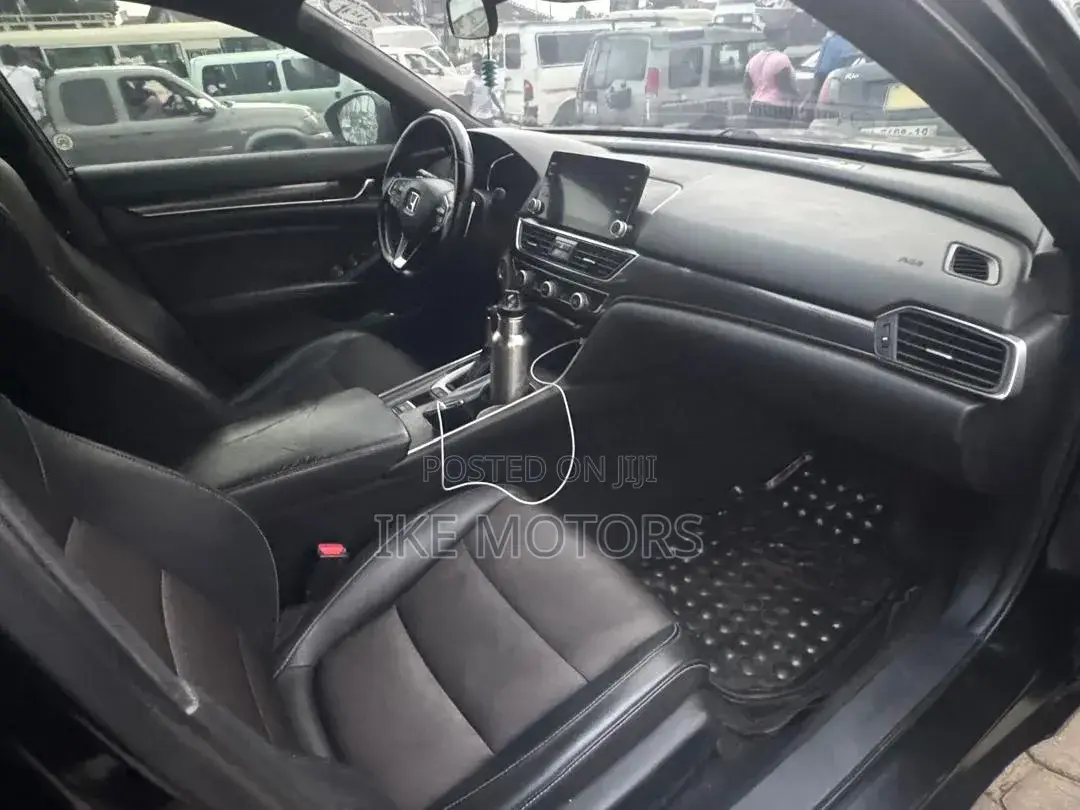 Honda Accord 2018 Black