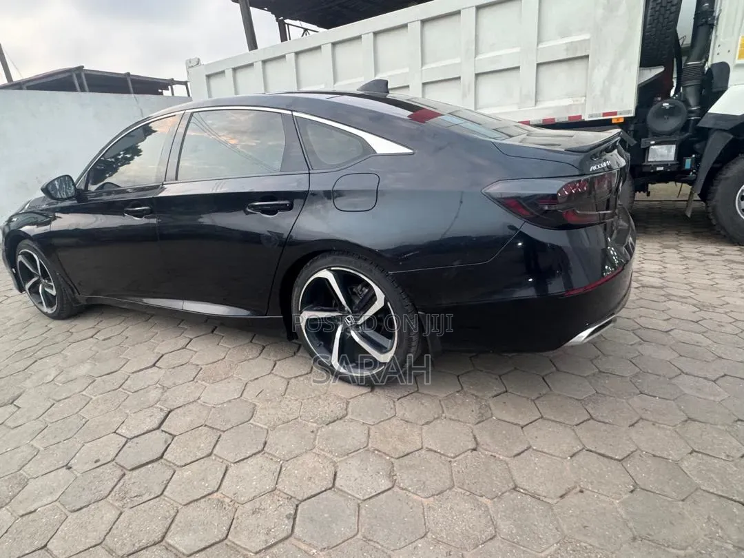 Honda Accord 2018 Black