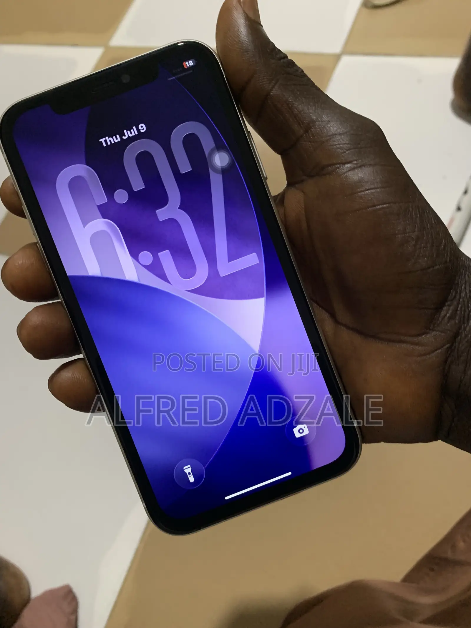 New Apple iPhone 11 128 GB White