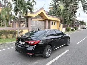 Hyundai Sonata Sport 4dr Sedan (2.4L 4cyl 6A) 2015 Black