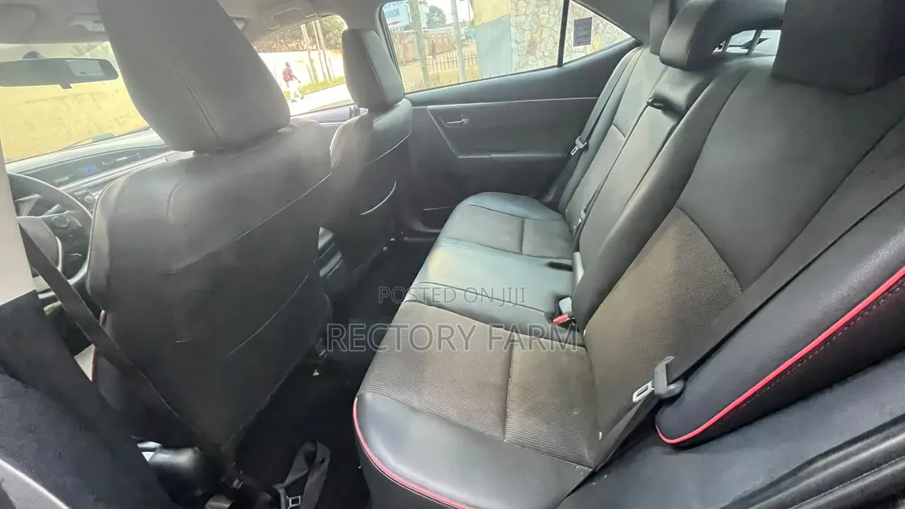 Toyota Corolla 2016 Black