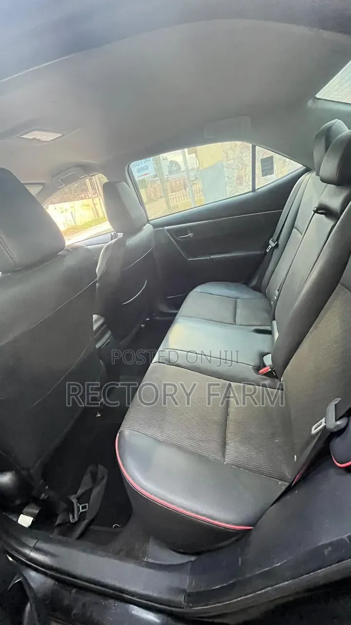 Toyota Corolla 2016 Black