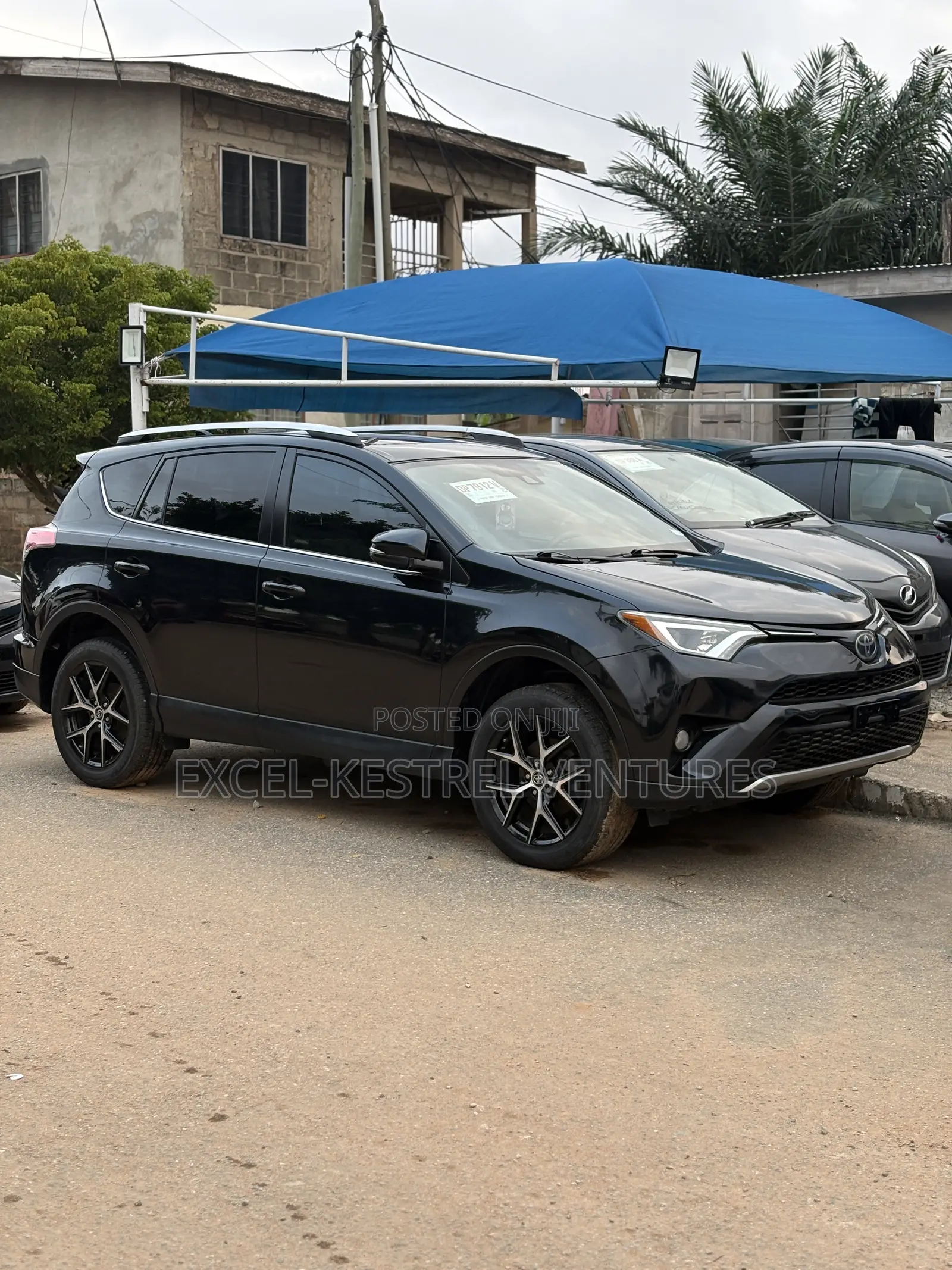 Toyota RAV4 SE 4dr SUV (2.5L 4cyl 6A) 2018 Black