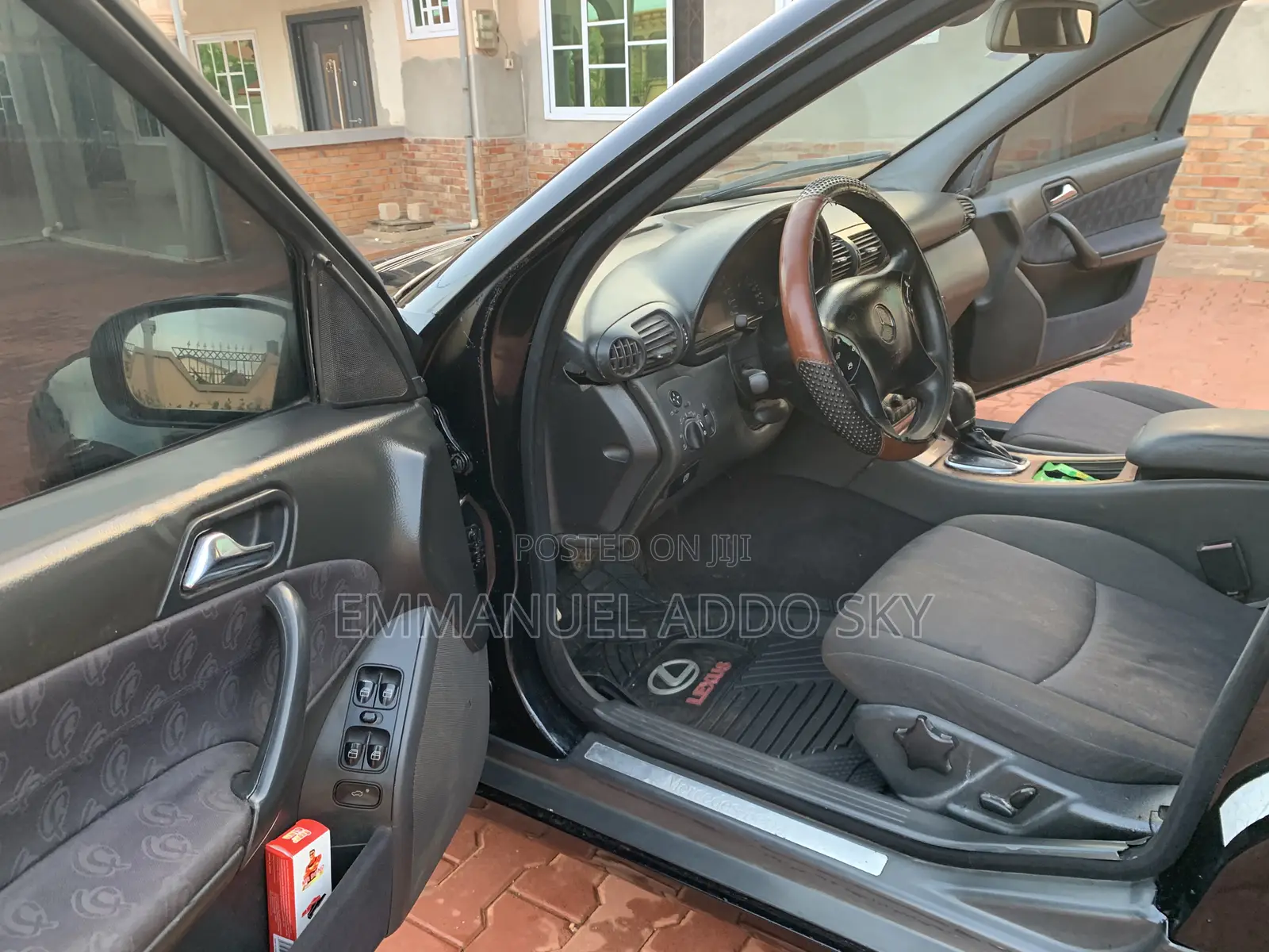 Mercedes-Benz C220 Classic 2005 Black