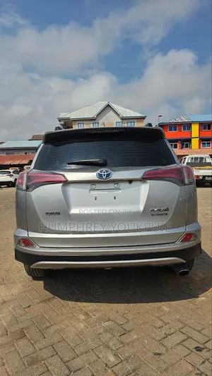 Toyota RAV4 2018 Silver