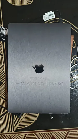 Laptop Apple MacBook Pro 256GB Intel Core i5 SSD 16 GB