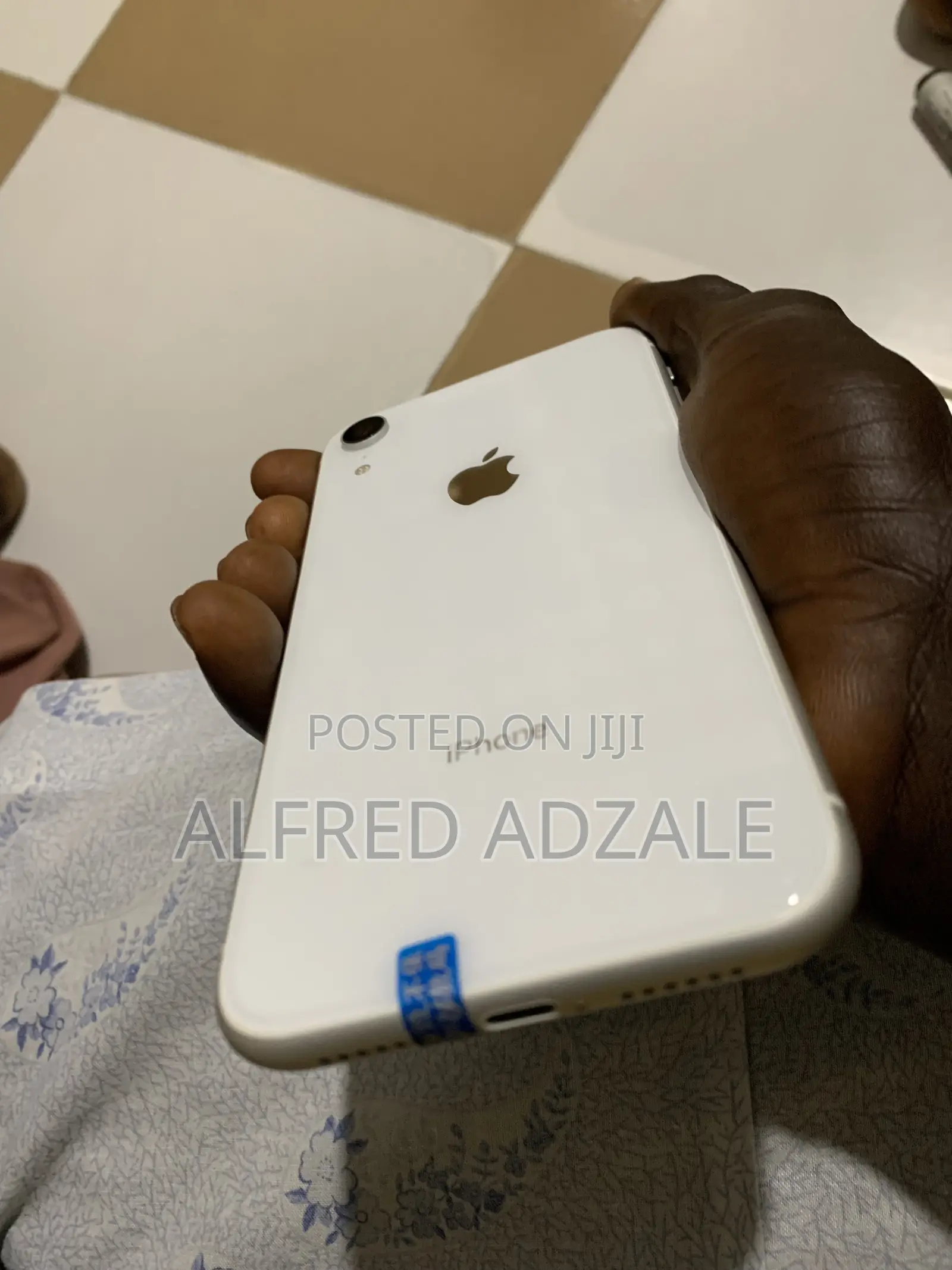 New Apple iPhone XR 128 GB White