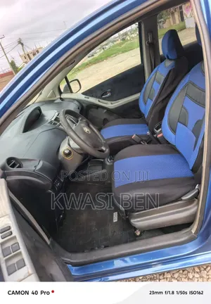 Toyota Vitz 2010 Blue