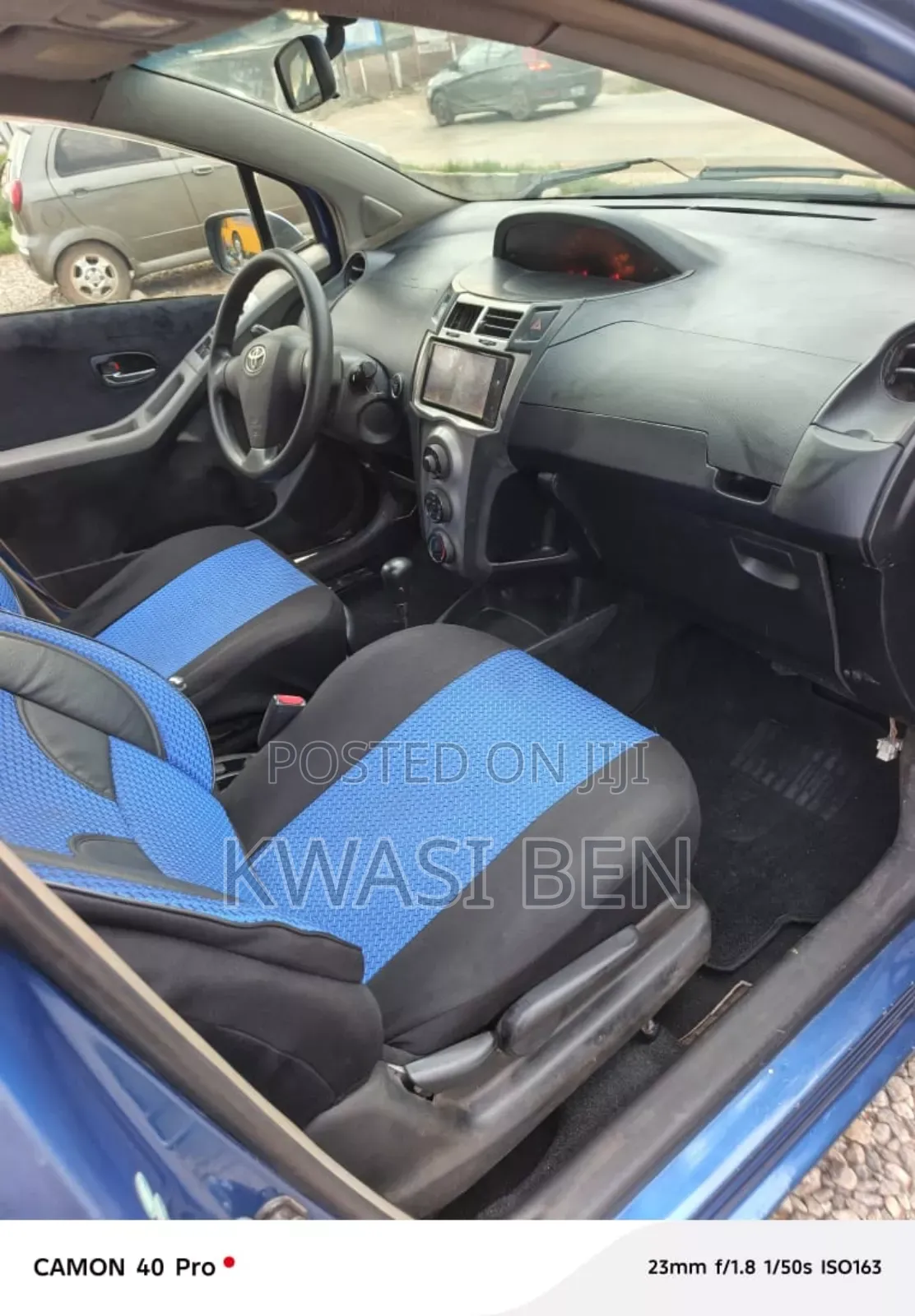 Toyota Vitz 2010 Blue