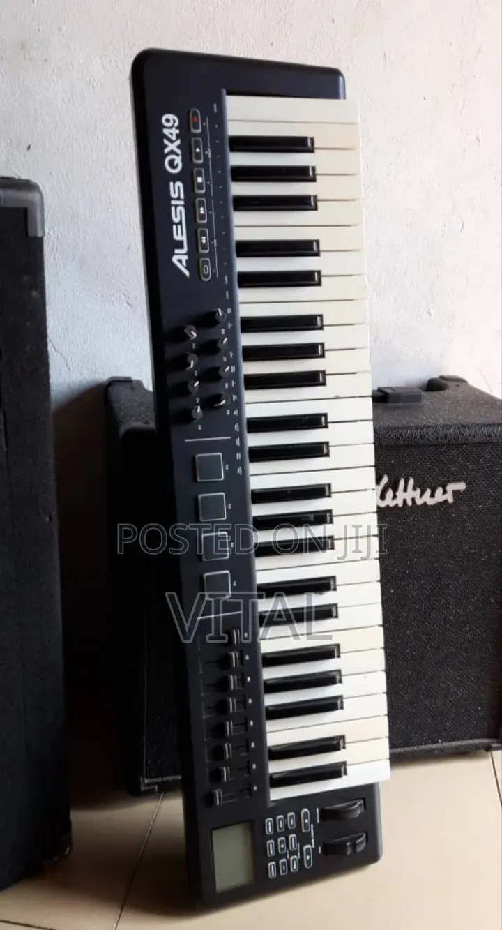 Studio Keyboard Alesis Qx49