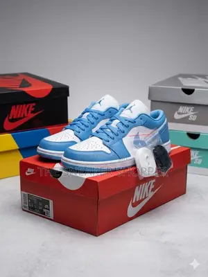 Air Jordan 1 Low Dunks Sneakers