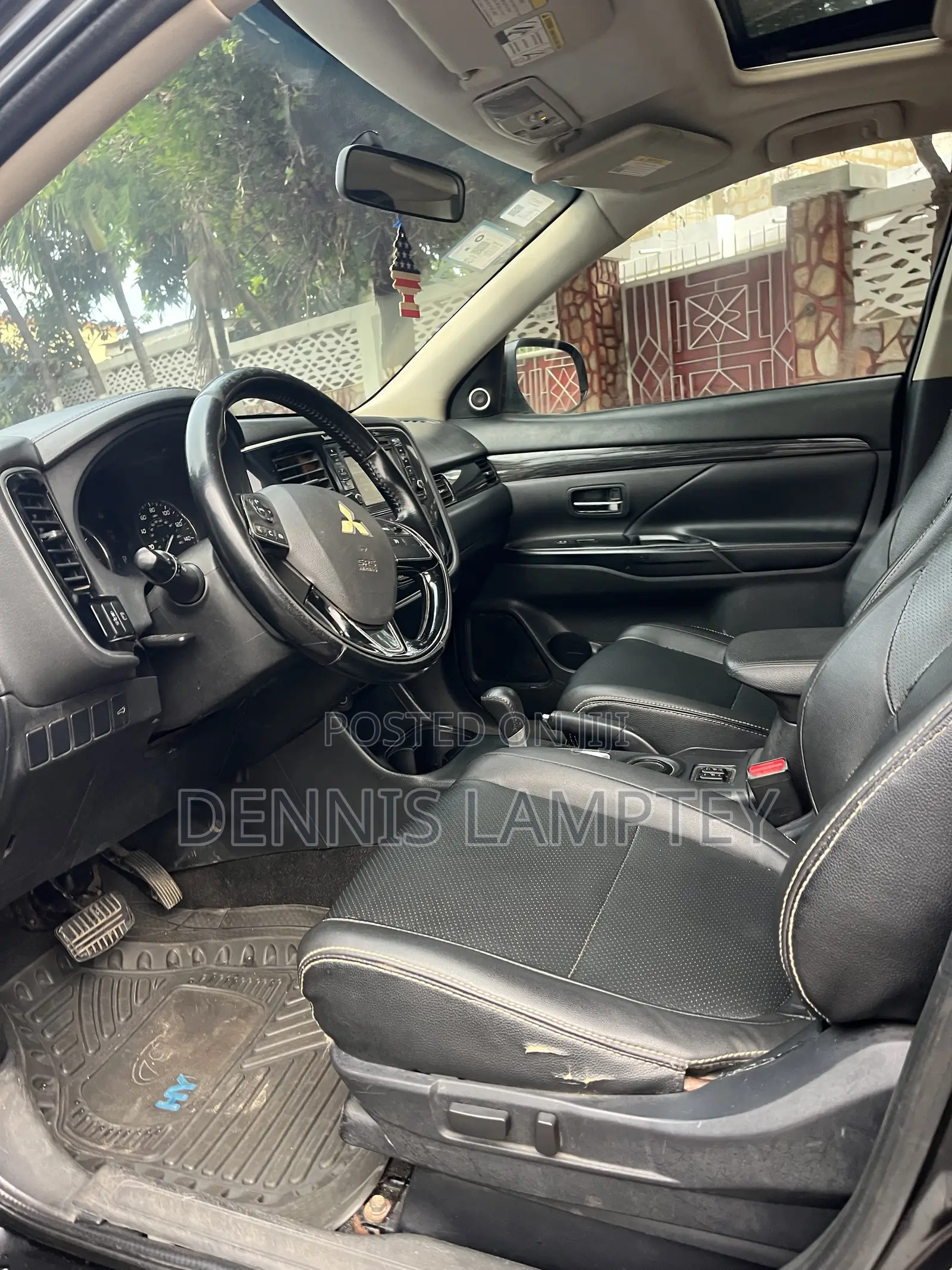 Mitsubishi Outlander 2016 Black