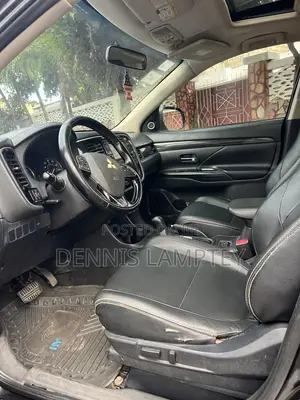 Mitsubishi Outlander 2016 Black