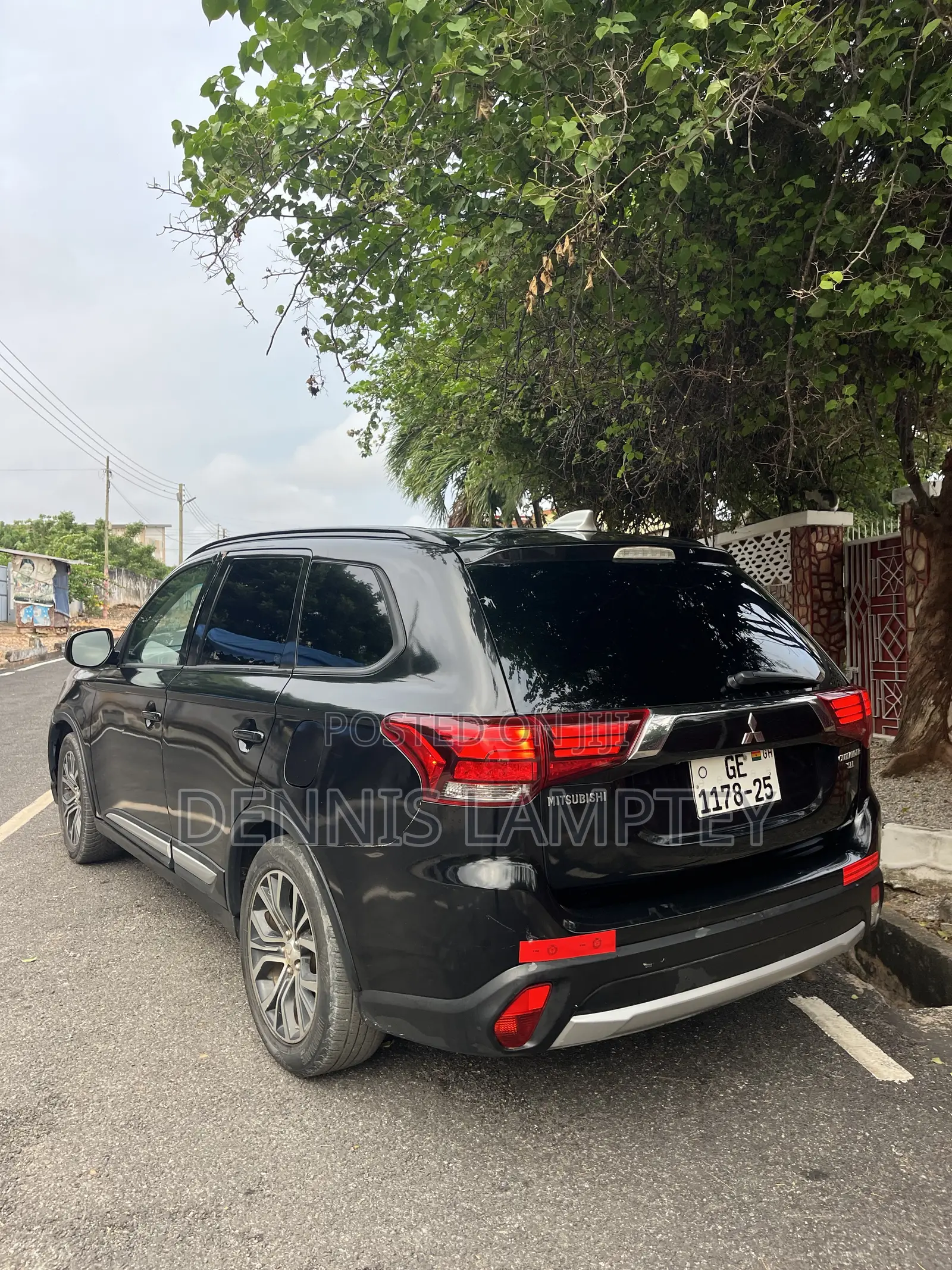 Mitsubishi Outlander 2016 Black