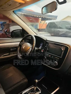 Mitsubishi Outlander 2018 Red