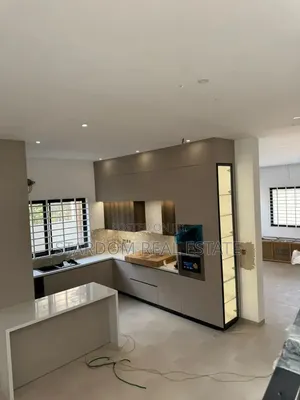 4bdrm Duplex in Spintex Community 18, Lashibi for sale