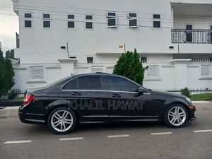 Mercedes-Benz C250 2014 Black