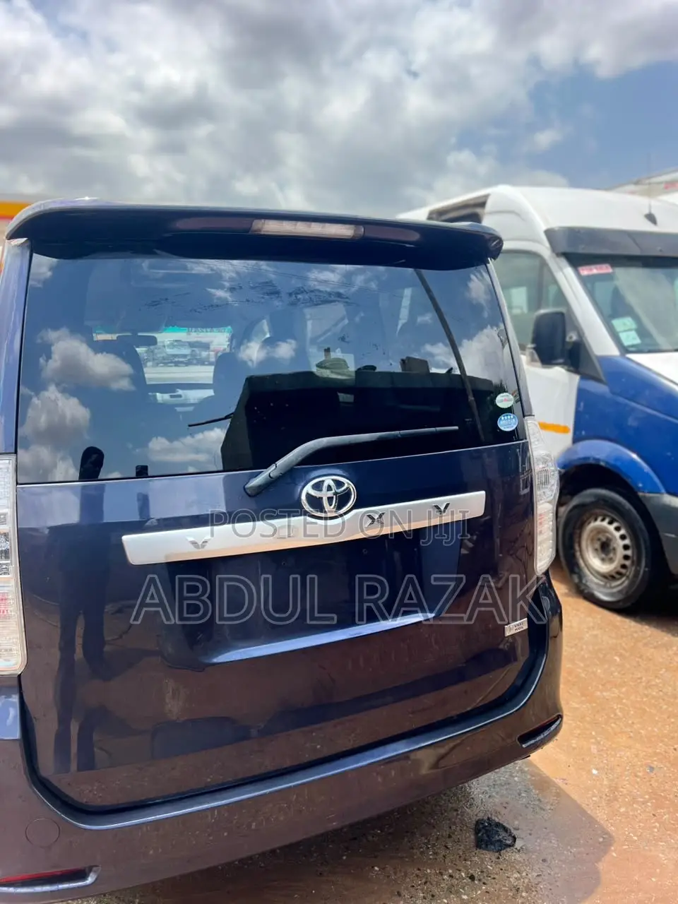 Toyota Voxy 2013 Black