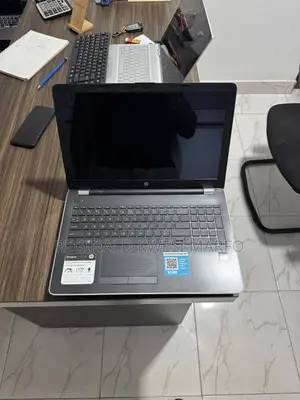 Laptop HP 15 8GB Intel Core i7 HDD 1T