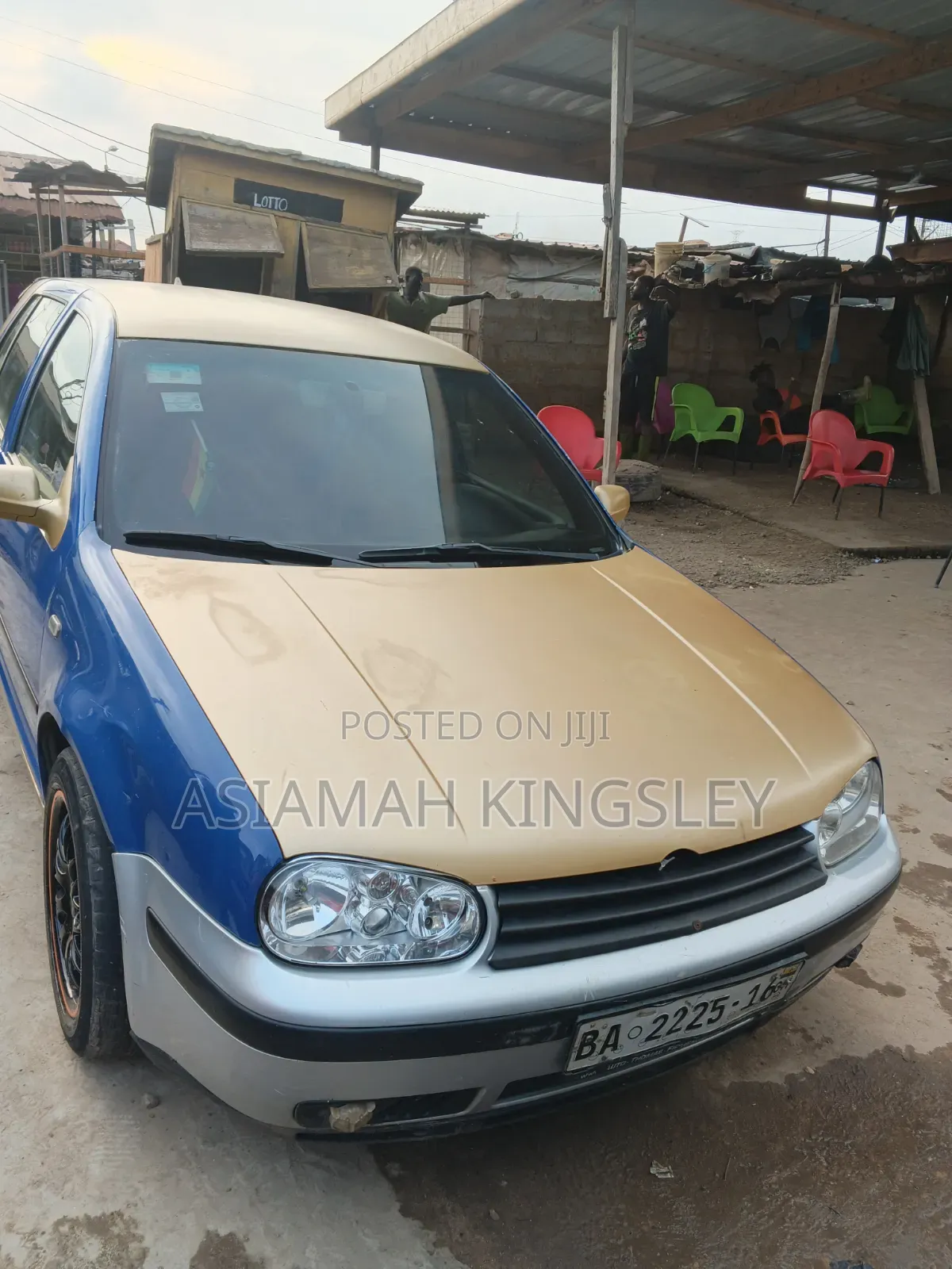 Volkswagen Golf 2001 Gold