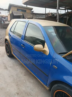Volkswagen Golf 2001 Gold