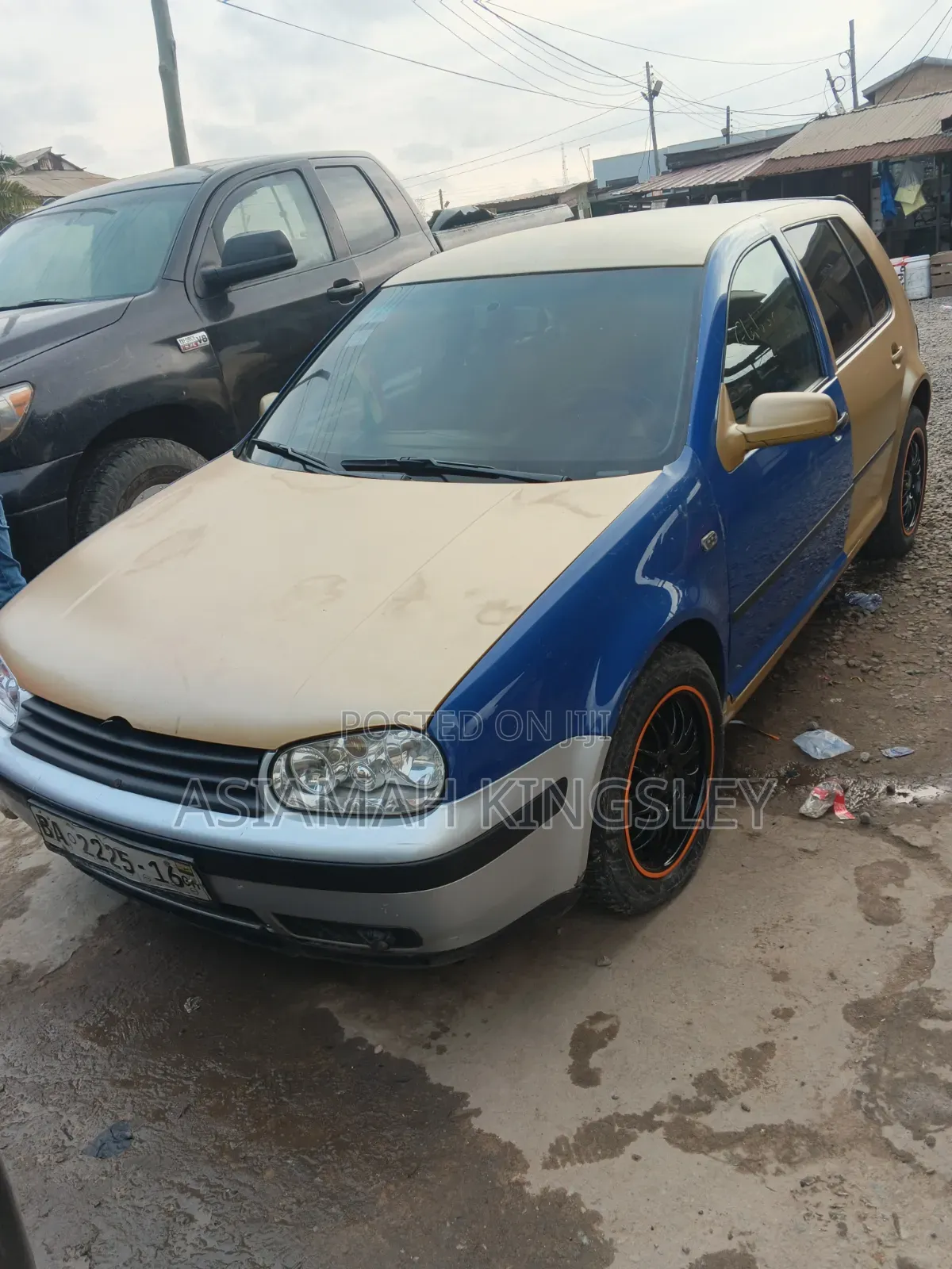 Volkswagen Golf 2001 Gold