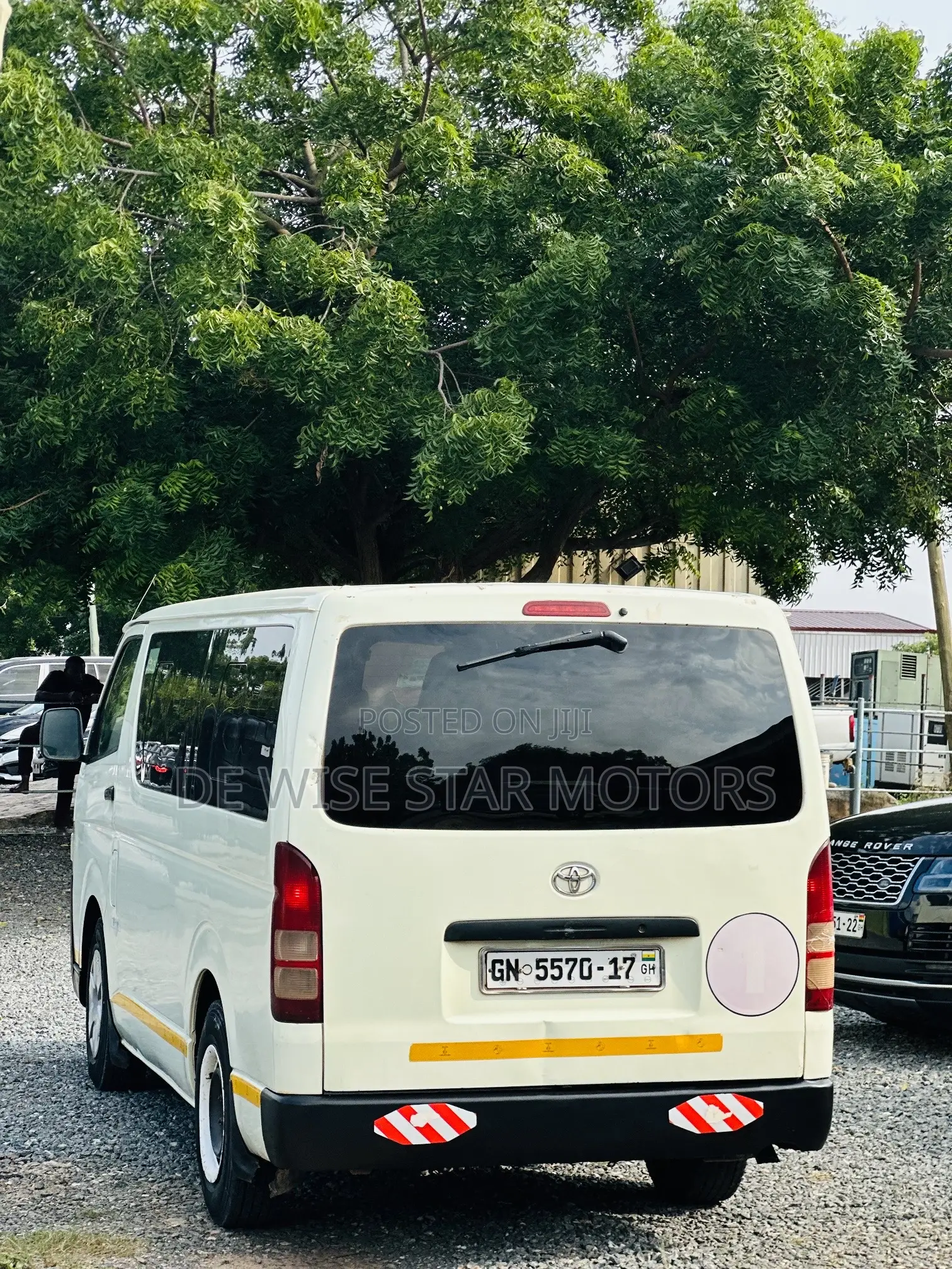 Toyota HiAce 2017