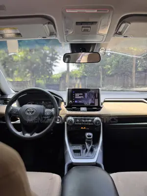Toyota RAV4 XLE AWD 2023 White